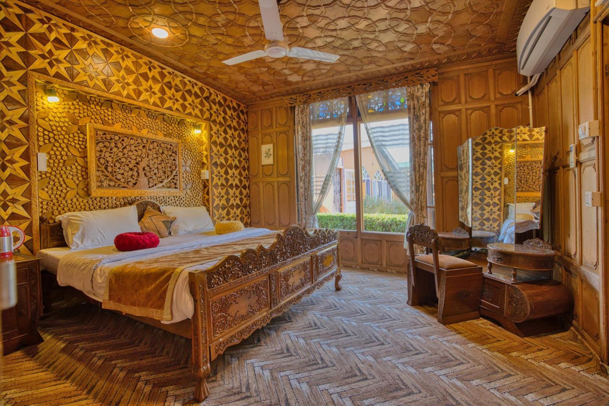 Best View Group Of Houseboats Srīnagar Extérieur photo