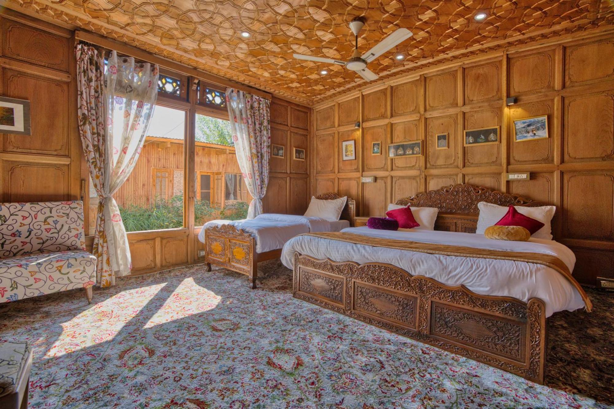 Best View Group Of Houseboats Srīnagar Extérieur photo