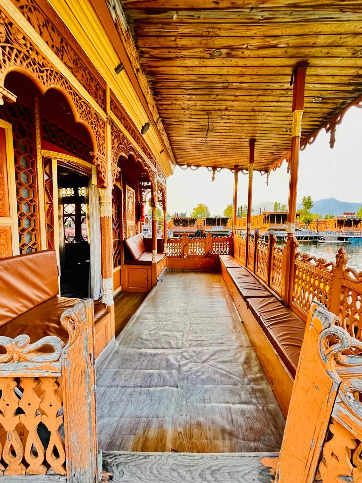 Best View Group Of Houseboats Srīnagar Extérieur photo